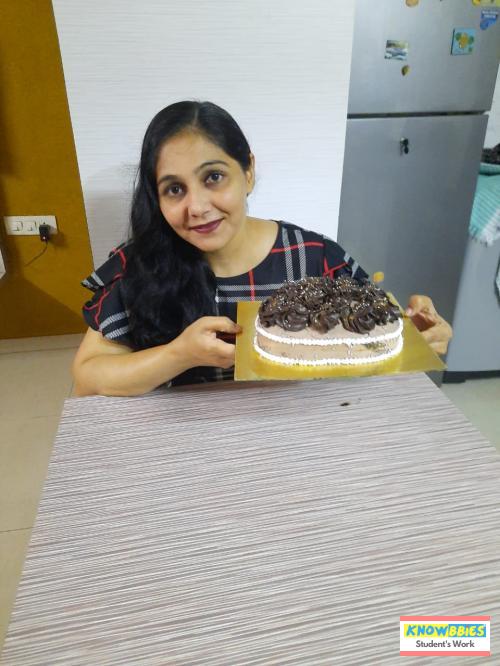 Online Course in Mumbai For Birthday Cakes + Fondant Cake : Baking & Icing Video Course (Pre-recorded) in Hindi