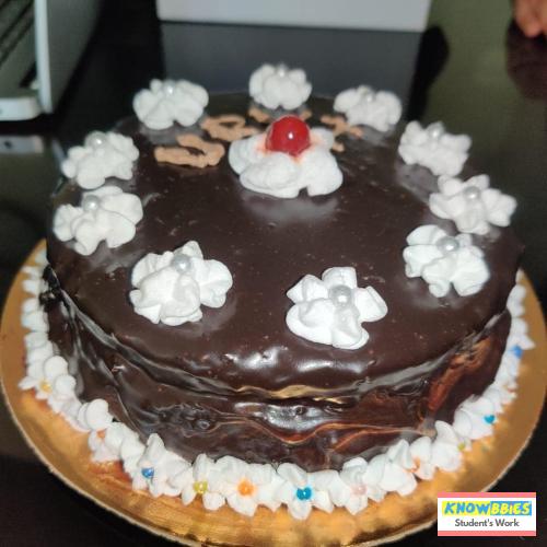 Online Course in Thane For Birthday Cakes + Fondant Cake : Baking & Icing Video Course (Pre-recorded) in Hindi