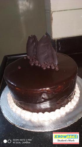 Online Course in Pune For Birthday Cakes + Fondant Cake : Baking & Icing Video Course (Pre-recorded) in Hindi