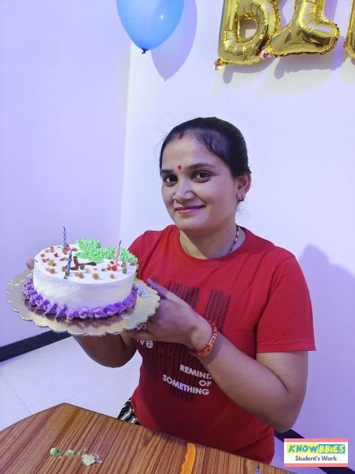 Online Course in Valsad For Birthday Cakes + Fondant Cake : Baking & Icing Video Course (Pre-recorded) in Hindi
