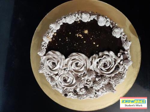 Online Course in Vasai For Birthday Cakes + Fondant Cake : Baking & Icing Video Course (Pre-recorded) in Hindi