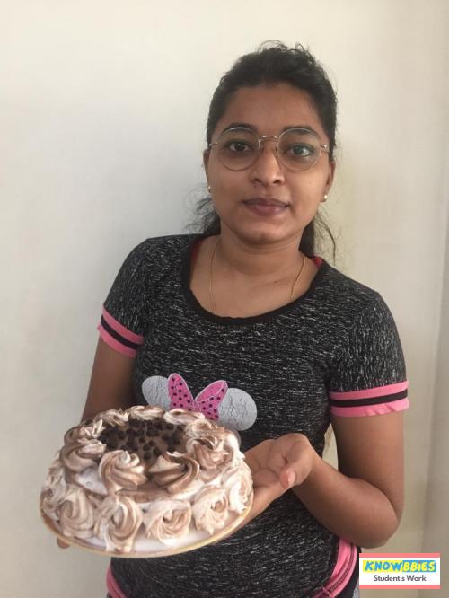 Online Course in Nalasopara For Birthday Cakes + Fondant Cake : Baking & Icing Video Course (Pre-recorded) in Hindi