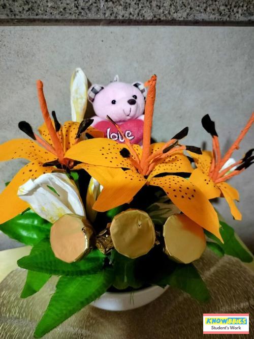 Online Course in Thane For Paper Flower Chocolate Bouquet Making Video Course (Pre-Recorded) in Hindi